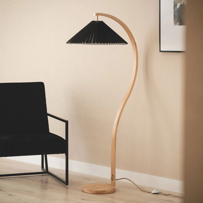 LÁMPARA DE PIE LUA N, ELABORADA A MANO CON MADERA NATURAL.