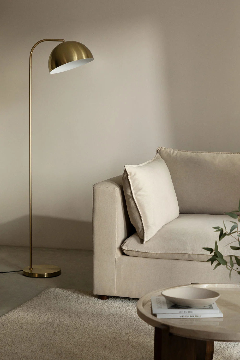 Lámpara de Pie | Diseño Premium | Metal y Cristal Elegante