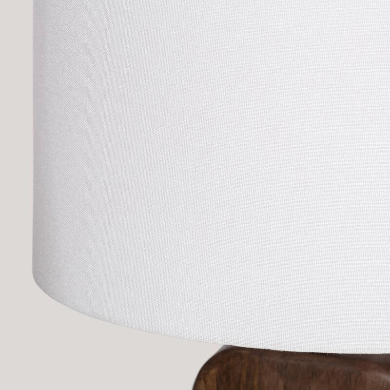 Lámpara Mesa Salomón Madera Mango Natural Diseño Atemporal Lámpara Mesa Salomón, madera de mango natural elaborada a mano. Diseño atemporal y versátil para crear ambientes cálidos Elegancia y funcionalidad en tu hogar.