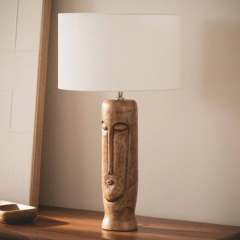 LÁMPARA DE MESA COLECCIÓN SALOMÓN C, ELABORADA A MANO CON MADERA DE MANGO NATURAL. Lámpara Mesa Salomón madera de mango natural de alta calidad. Diseño elegante y atemporal. Luz suave para leer o crear ambiente. ¡Pieza única y duradera!