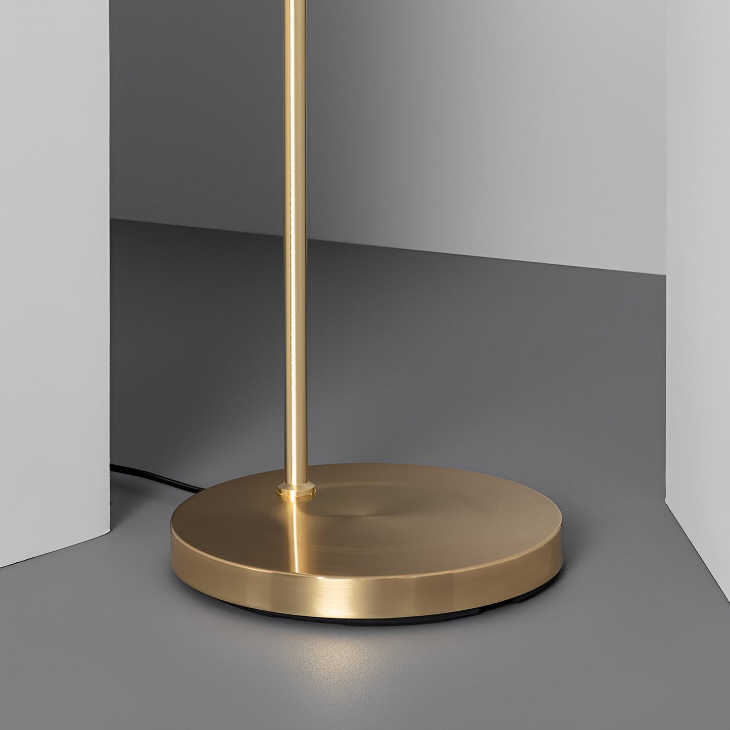Lámpara de Pie | Diseño Premium | Metal y Cristal Elegante
