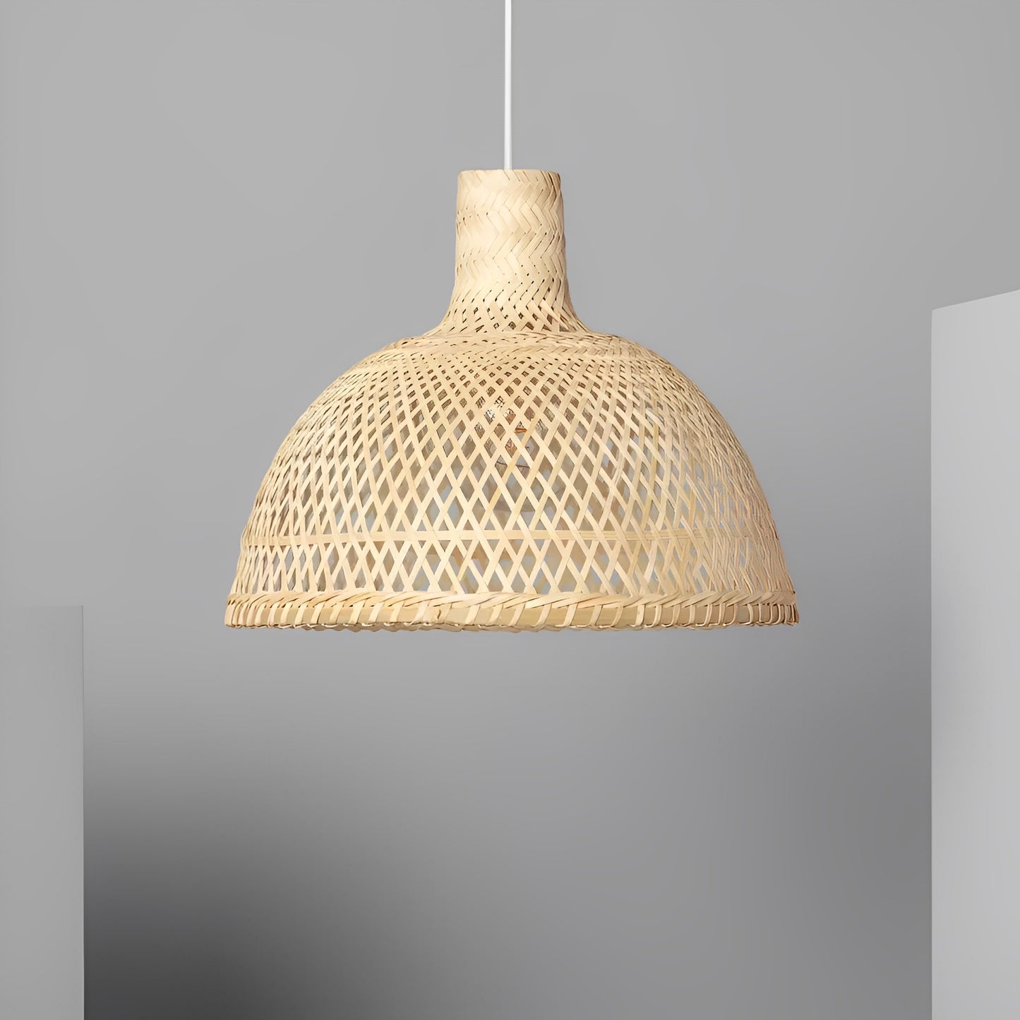 LÁMPARA COLGANTE NORBU, ELABORADA A MANO CON BAMBÚ NATURAL