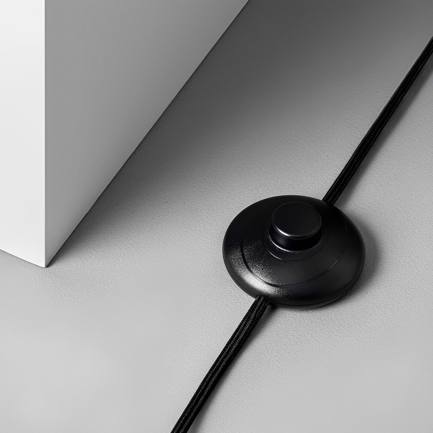 Lámpara de Pie | Diseño Premium | Metal y Cristal Elegante