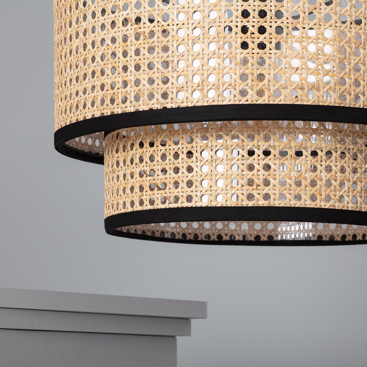 Lámpara colgante Citra en ratán natural | Diseño artesanal