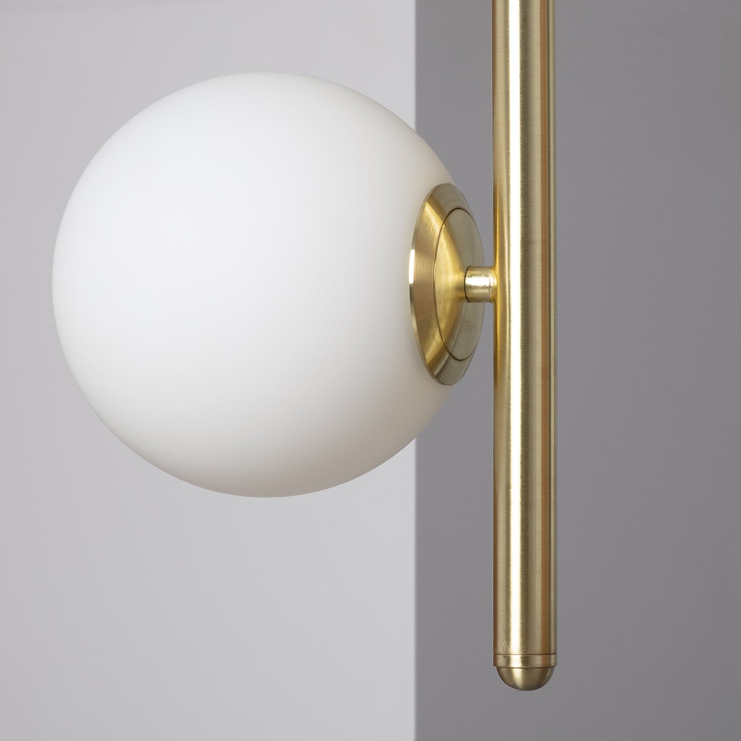 Lámpara Colgante Moon | 2 Luces | Cristal Opalino y Dorado
