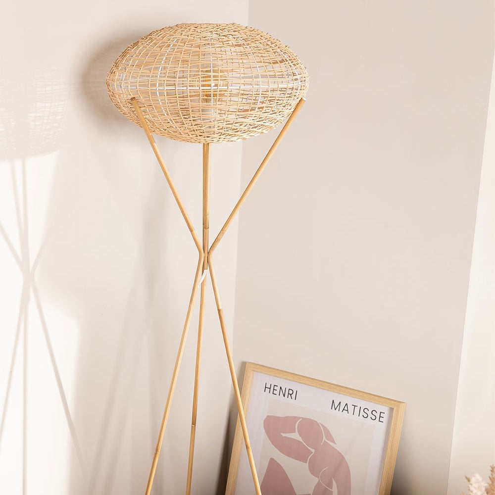 Lámpara de Pie Angkasa Bambú Natural | Diseño Artesanal