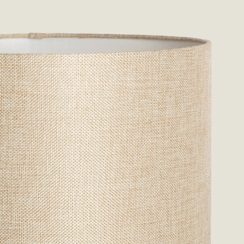 LÁMPARA DE MESA GOSLA, ELABORADA CON RESINA Y LINO NATURAL.