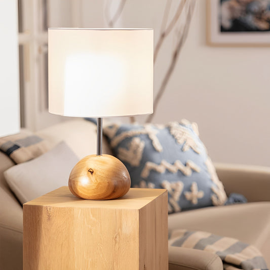 LÁMPARA DE MESA COLECCIÓN BODHI, ELABORADA A MANO CON MADERA